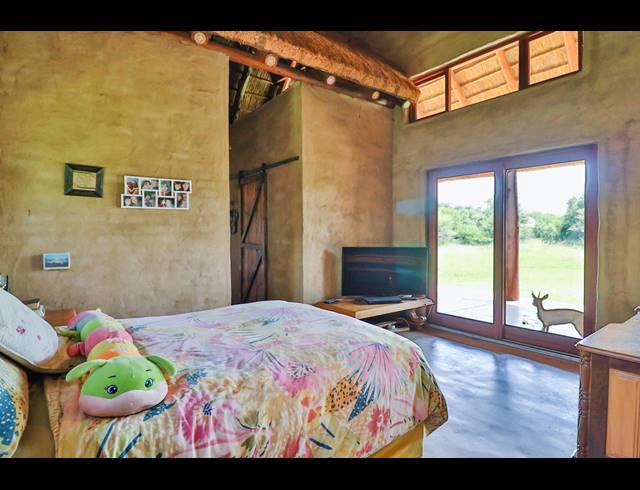 4 BEDROOM HOUSE FOR SALE IN LEEUWFONTEIN ESTATE
